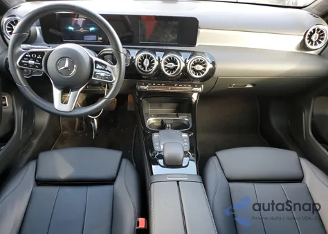 2021 Mercedes-Benz A 220 4Matic z USA, uszkodzony, nr VIN W1K3G4FB8MJ314249